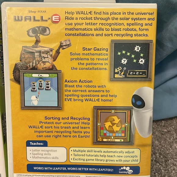 LEAPFROG LEAPSTER STAR WARS & WALL E learning games - Picture 5 of 5